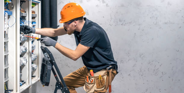 Best Emergency Electrical Repair  in Goldenrod, FL
